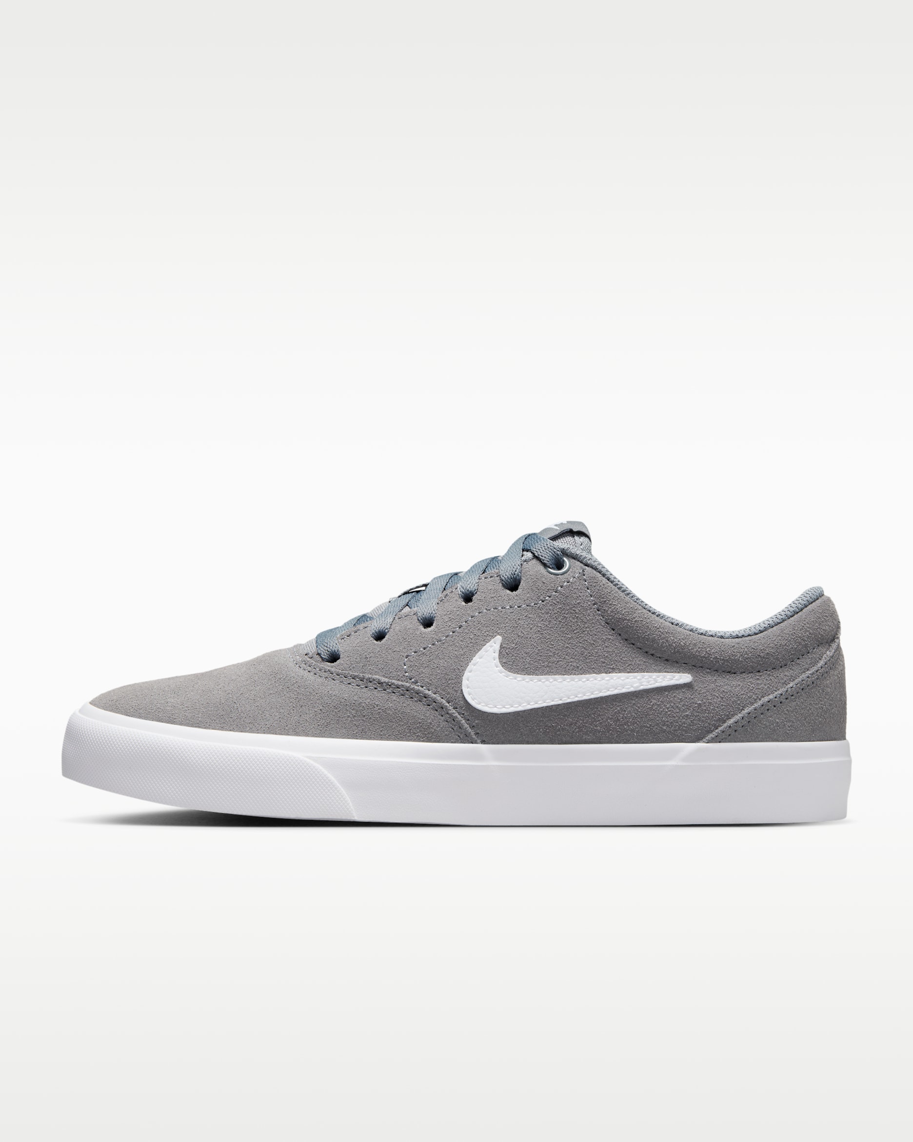 186001 現状品 NIKE ナイキ NIKE スエードシューズ 24.5 グレー レディース [250910HM240198] NIKE公式】ナイキ チャージ スエード ウィメンズシューズ.オンライン